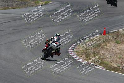 media/Apr-20-2025-AHRMA (Sun) [[393a79c373]]/Race/Group 4/Turn 4b/